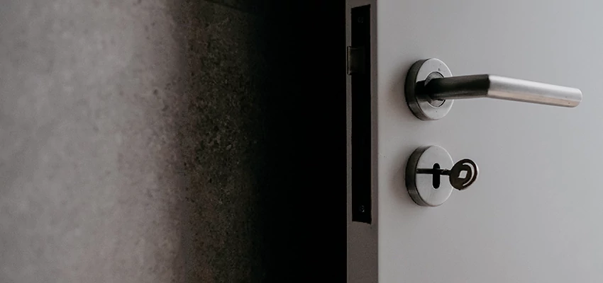 Front Door Handle Repair And Installation in Camp Pendleton South, CA